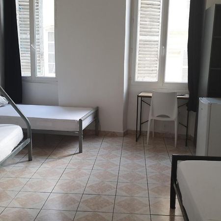 Hotel Du Centre Marseille Extérieur photo