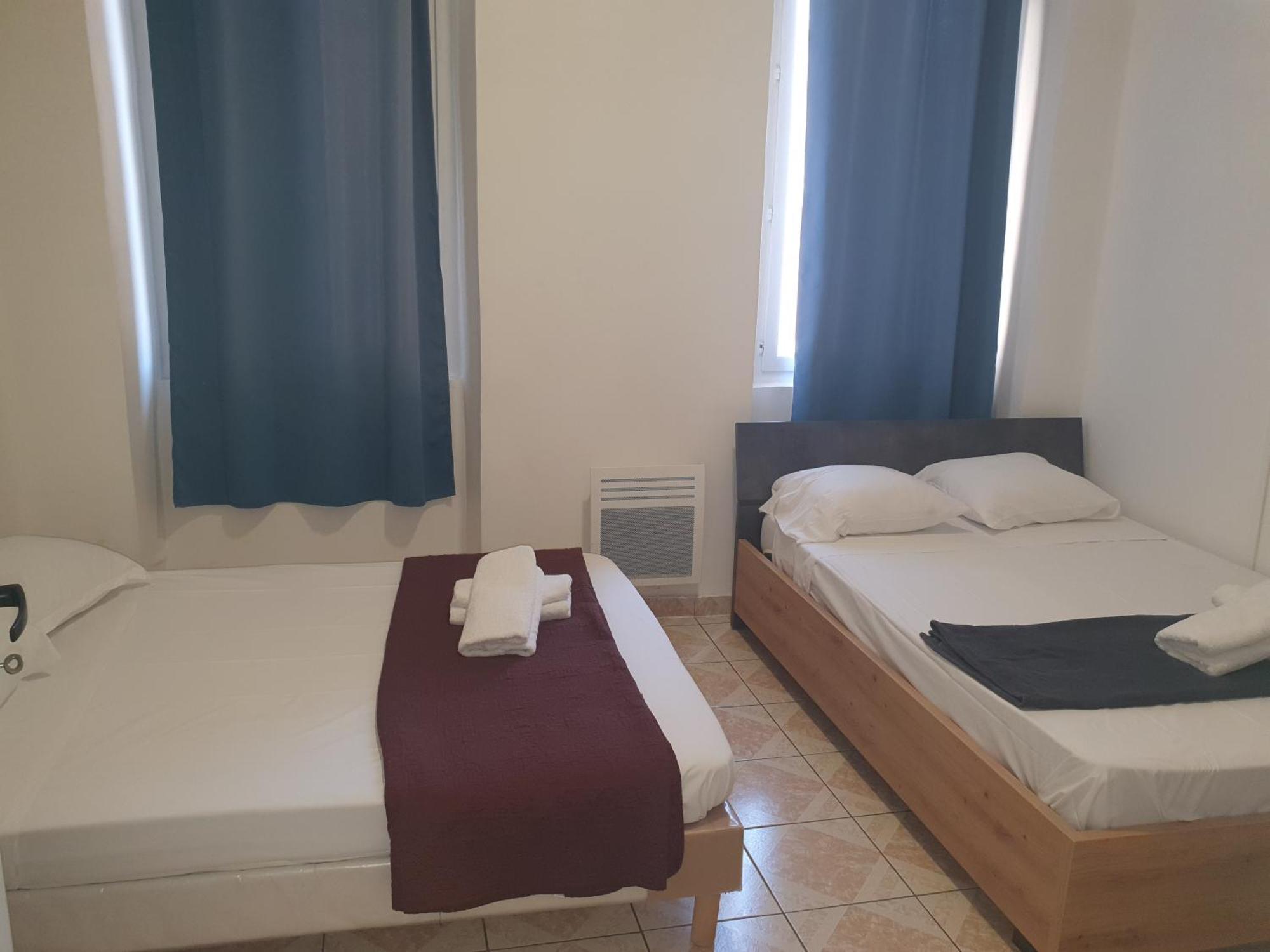 Hotel Du Centre Marseille Chambre photo